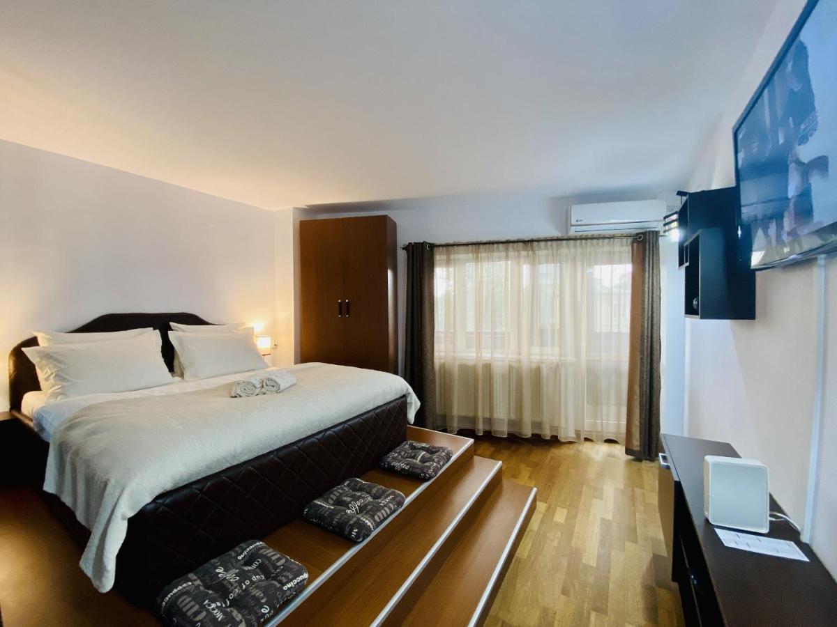 Central & Comfortable Studio Targoviste Exteriör bild