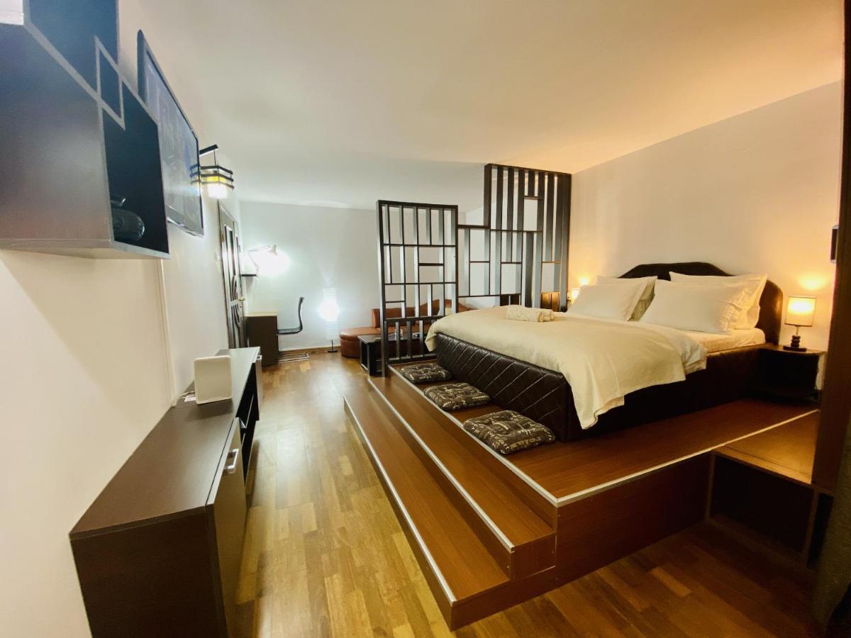 Central & Comfortable Studio Targoviste Exteriör bild